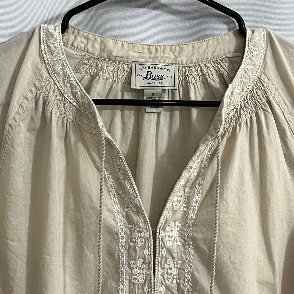 G.H. Bass & Co. Peasant Blouse Womens S Beige Embroidered Boho Neutral Coastal - Picture 6 of 9